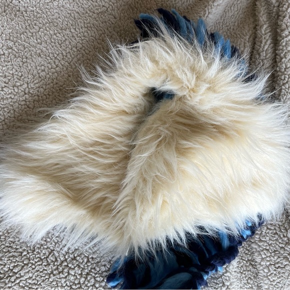 Reebok face off collection Pittsburgh Penguins tassel Mohawk flapjack hat OS NHL - Picture 4 of 6